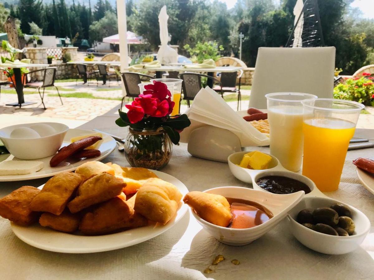 Hotel Orange Dhërmi Екстериор снимка