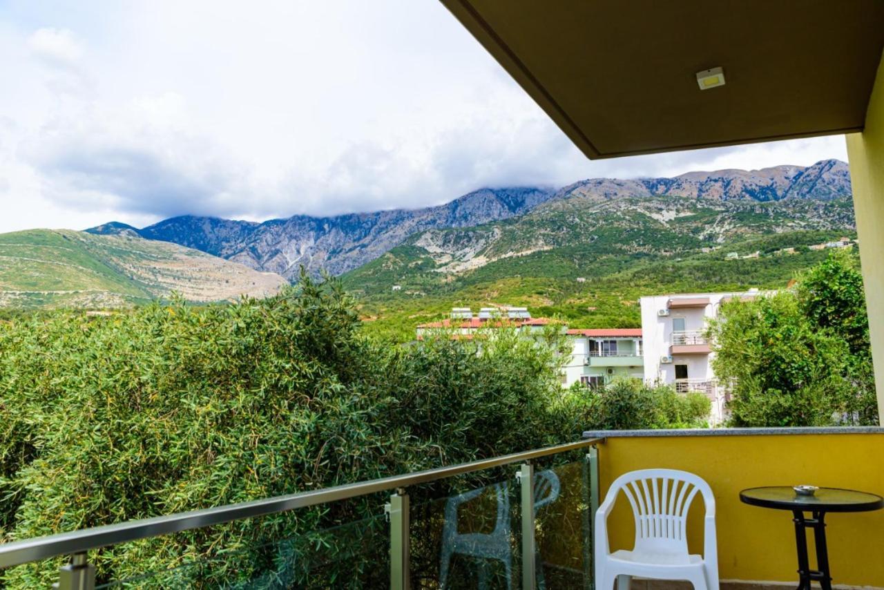 Hotel Orange Dhërmi Екстериор снимка